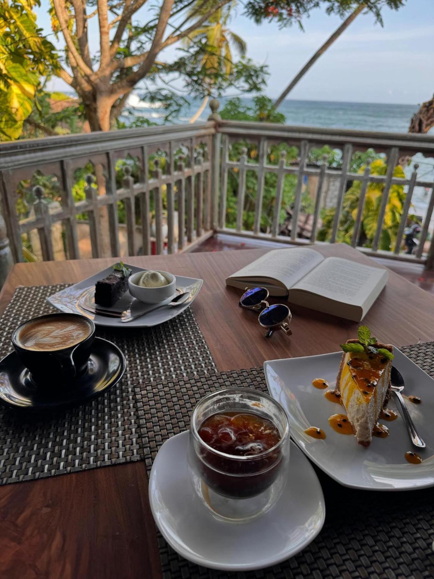 Aga Surf View Hotel Tangalle Kültér fotó