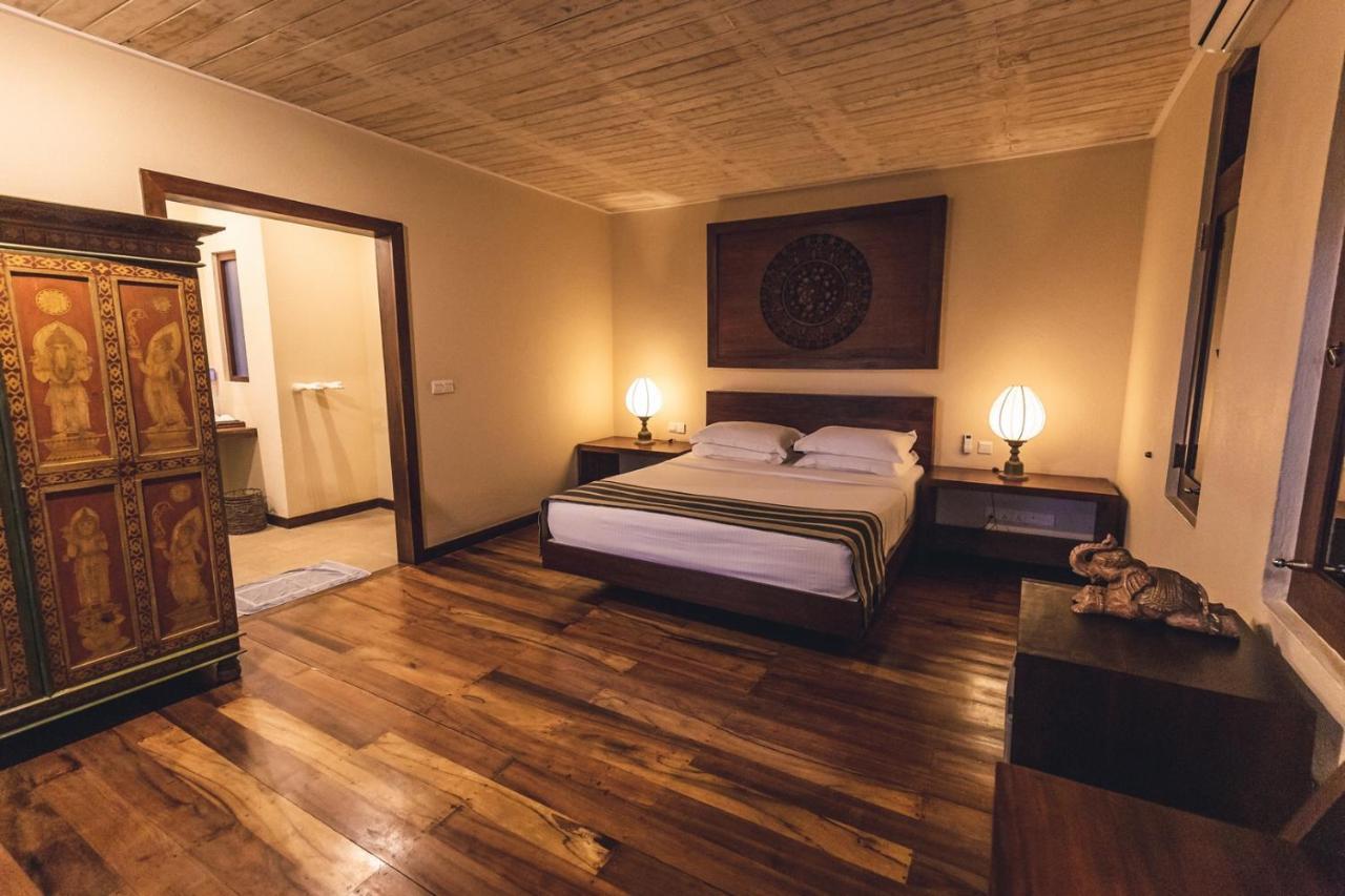 Aga Surf View Hotel Tangalle Kültér fotó