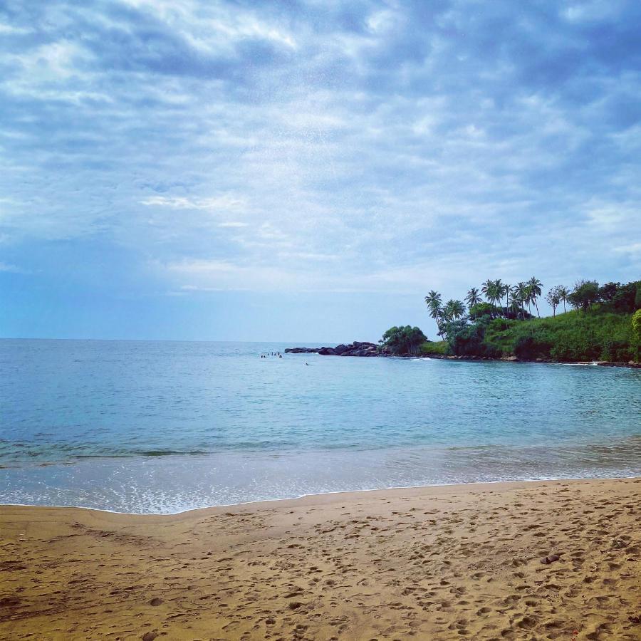 Aga Surf View Hotel Tangalle Kültér fotó